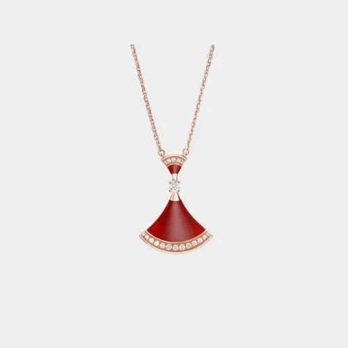 Bulgari Divas' Dream necklace in rose gold with carnelian