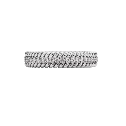 Tiffany Setting pavé diamond wedding band